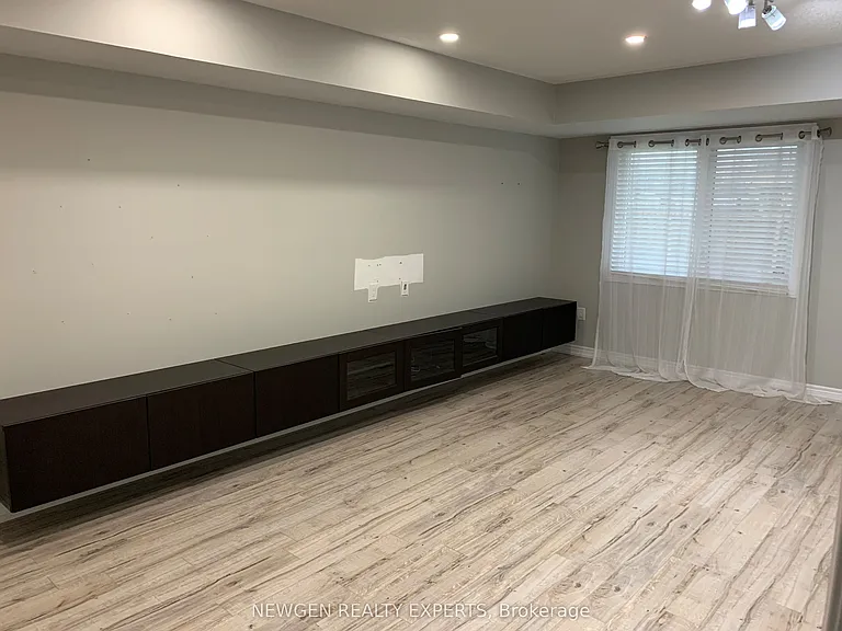 41 Rockbrook Trl — Photo 16
