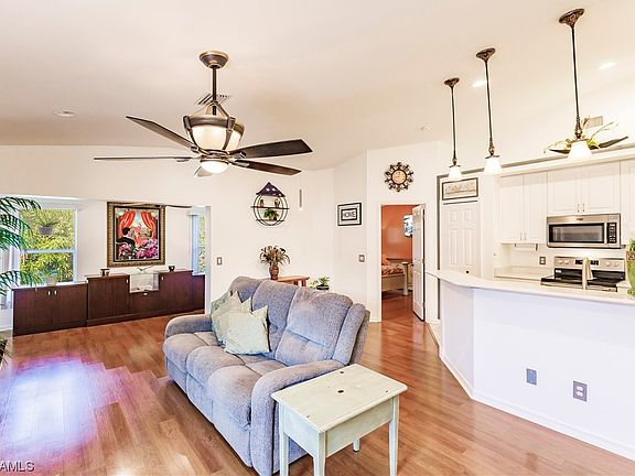 5th image of 468 Bethany Village Cir
