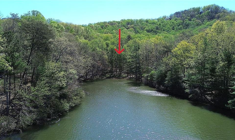 1st image of 2340 Tamarack Dr