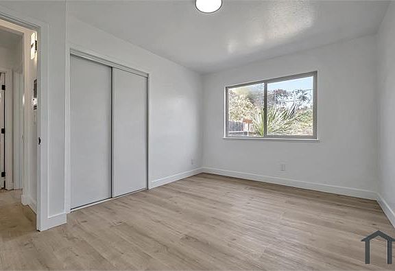 5th image of 348 Pennsylvania Dr APT 4
