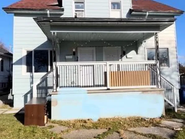 690 Campbell Ave, Windsor, ON N9B 2H7