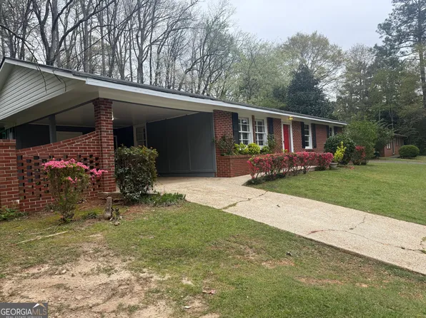 202 Park Hill Dr, Lagrange, GA 30241