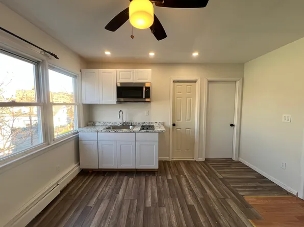 13 E 17th St, Bayonne, NJ