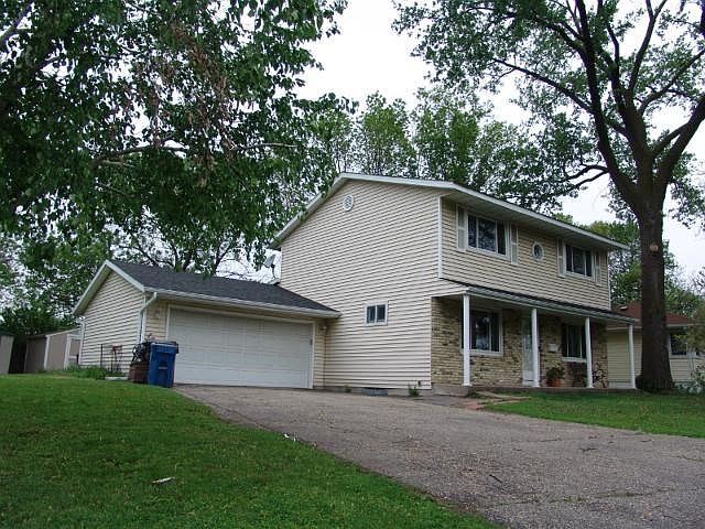 Great center stair two story on cul-du-sac with huge lot. Hopkins schools