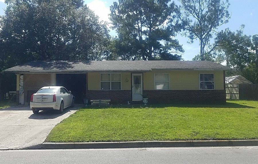 1st image of 5806 NW 29th Ter