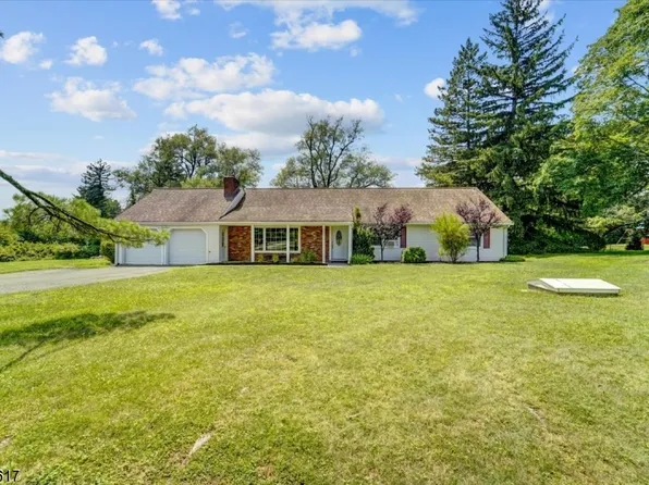 3 Meyers Ln, Warren Twp., NJ 07059