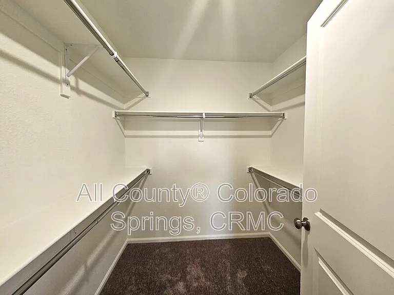 9256 Lytle Grv — Photo 12