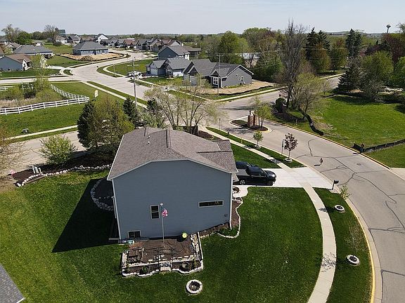 5th image of 232 Chapel Hill Dr