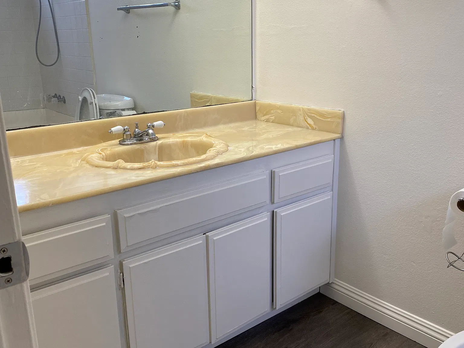 4 bed, 1626 sqft, $3,200 — Photo 3
