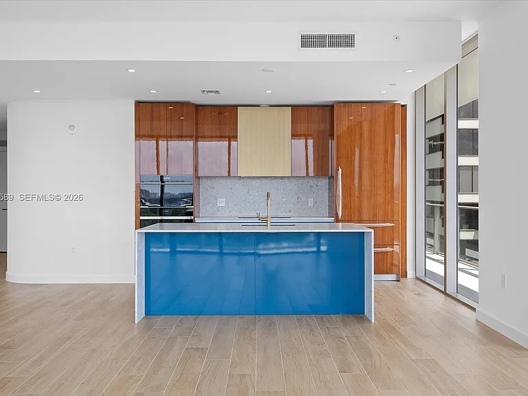 2678 Tigertail Ave #1001 — Photo 5