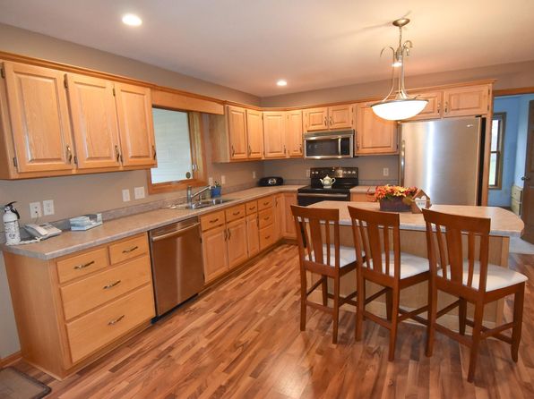 14372 340th St NE, Middle River, MN 56737
