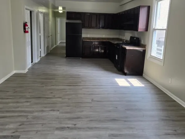 493 Irvine Turner Blvd, Newark, NJ