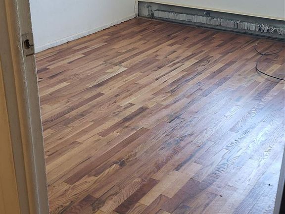 1 & 2 Bedroom Units Available