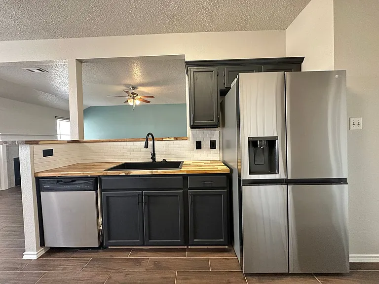 1910 Michele Dr — Photo 14