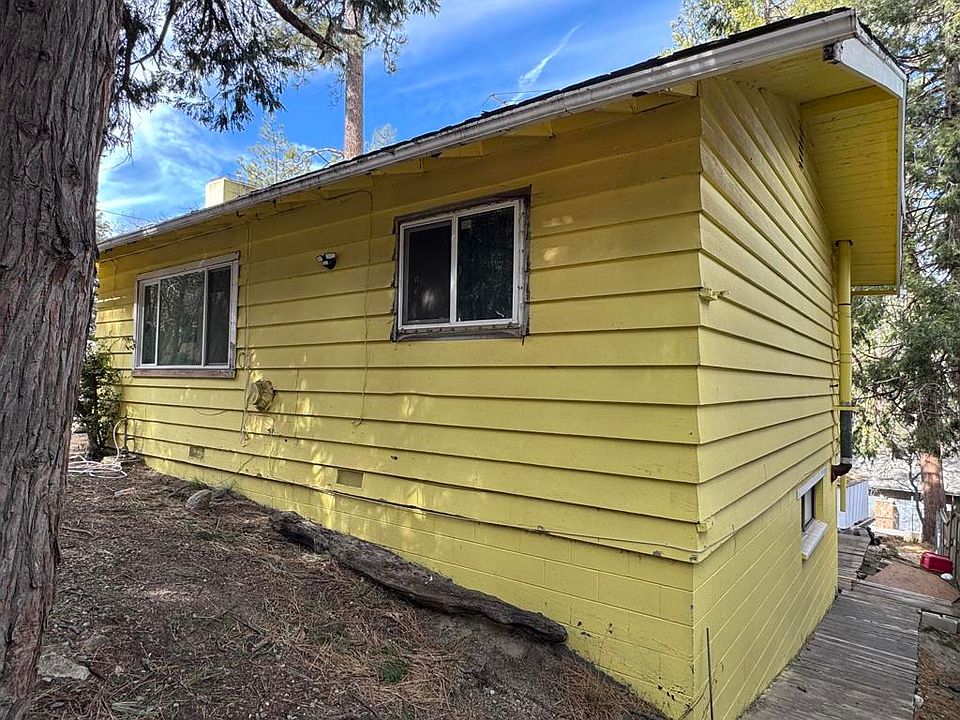 1st image of 53510 Country Club Dr