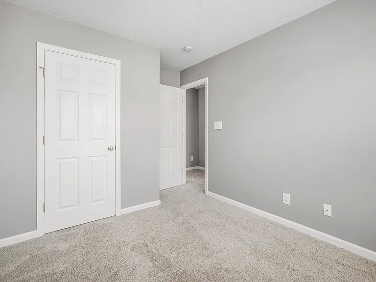 339 Malamute Ln — Photo 2