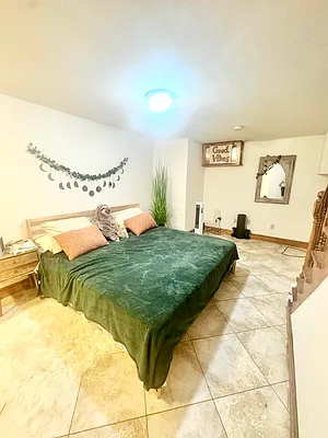 Rented by Oxford Property Group | media 6