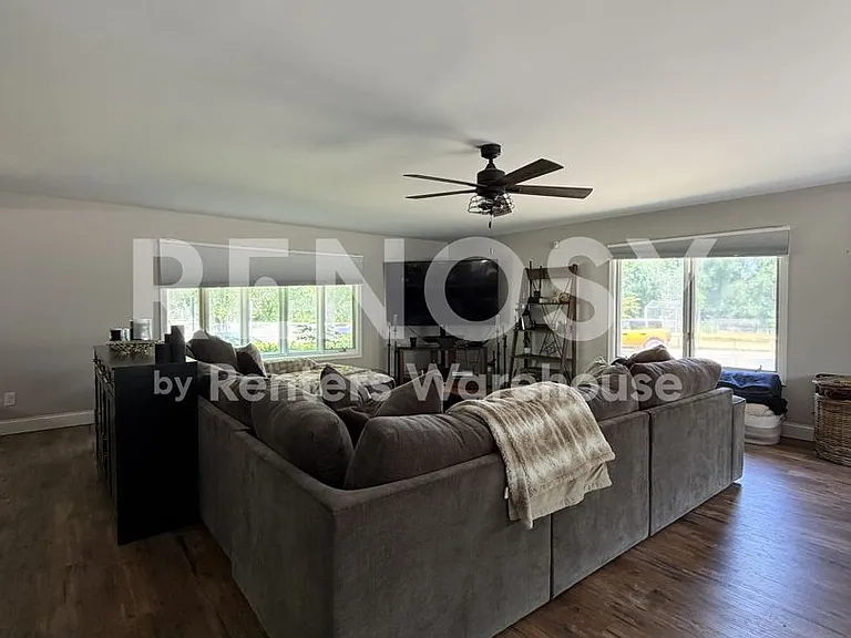 52 West Rd — Photo 7