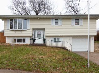 3180 Keokuk Ct, Dubuque, IA 52001