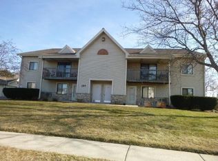165 Wolf Run, Mukwonago, WI 53149