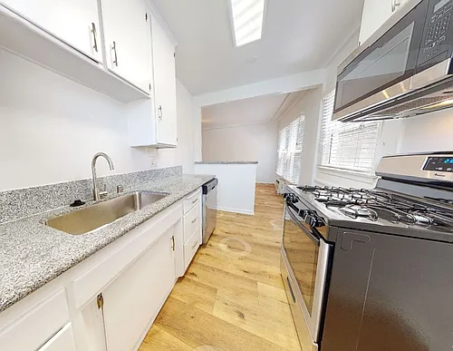 Floor plan 07605