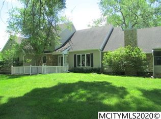 2 Cairnbrae Hls, Mason City, IA 50401