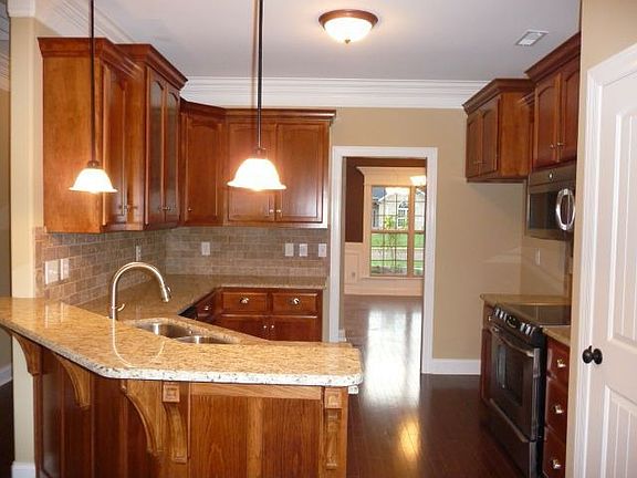 2nd image of 133 Morning Vista Dr
