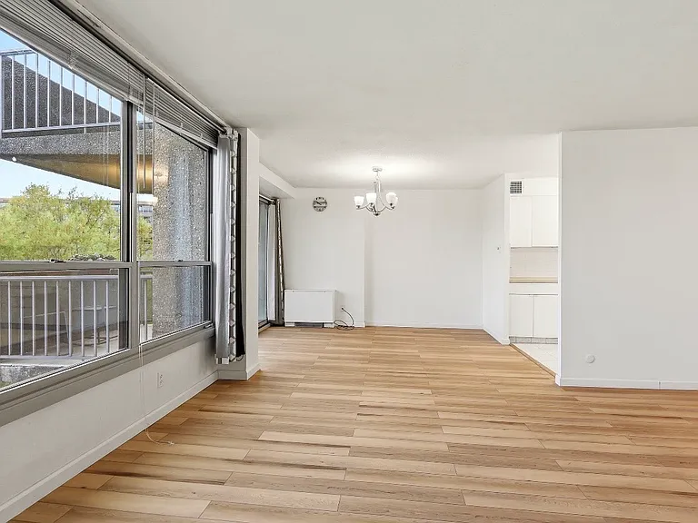 1001 City Ave #800 — Photo 2