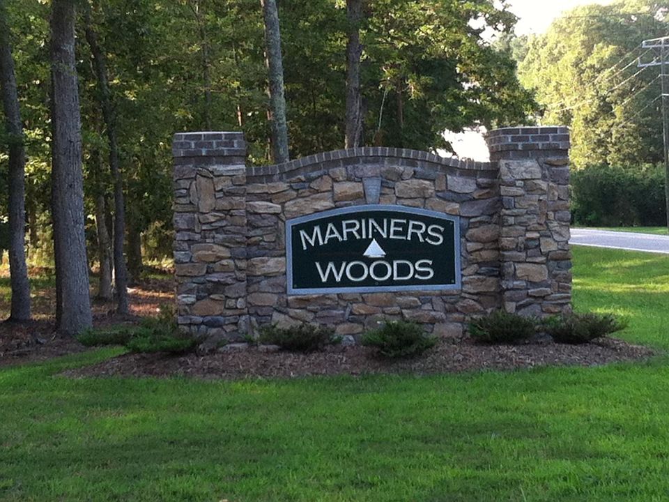 2nd image of Schooner Point Rd
