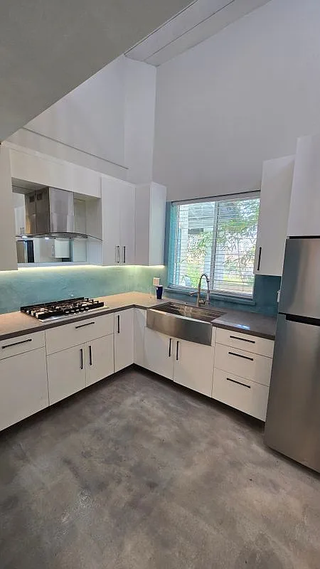 2 bed, 1.0 bath, 630 sqft, $2,500 — Photo 2