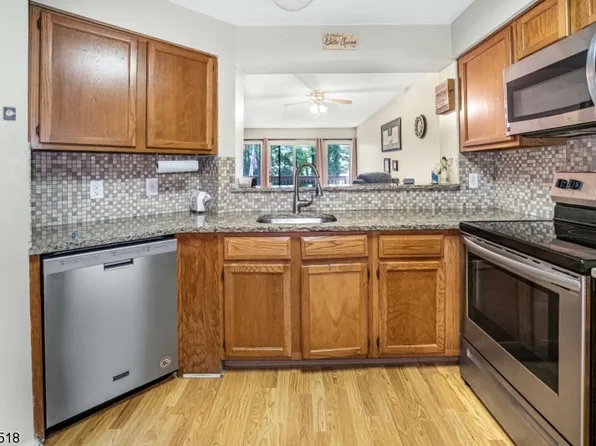 31 Ridgeview Ter #31, Jefferson Twp., NJ 07438