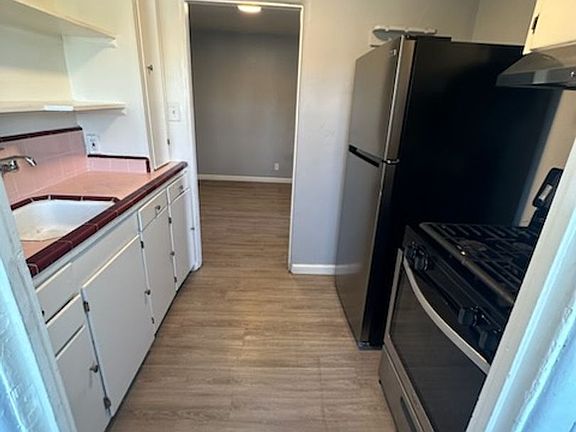 5th image of 31 W Morton Ave #0
