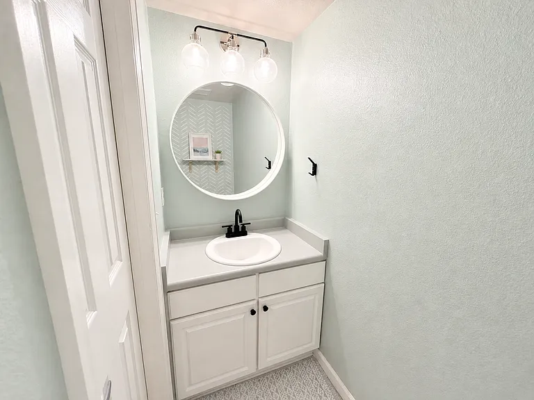 3046 W 107th Pl #A — Photo 4