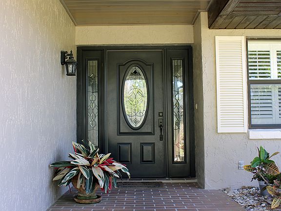 4th image of 1497 Shorewood Dr