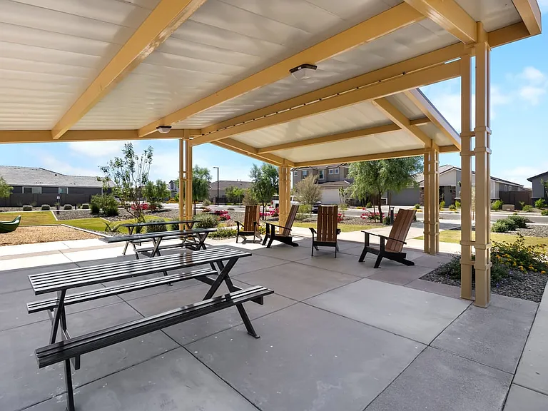 14832 W Honeysuckle Dr — Photo 23