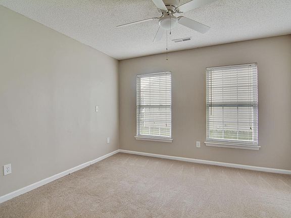 5th image of 5019 Holdsworth Dr