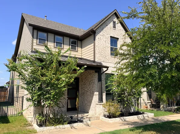 4271 Runway Mews, Roanoke, TX 75034