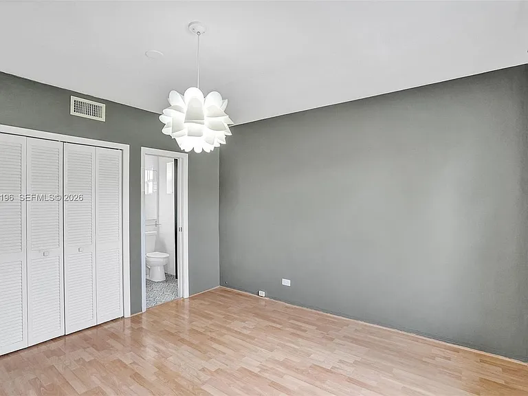 9040 Carlyle Ave — Photo 32