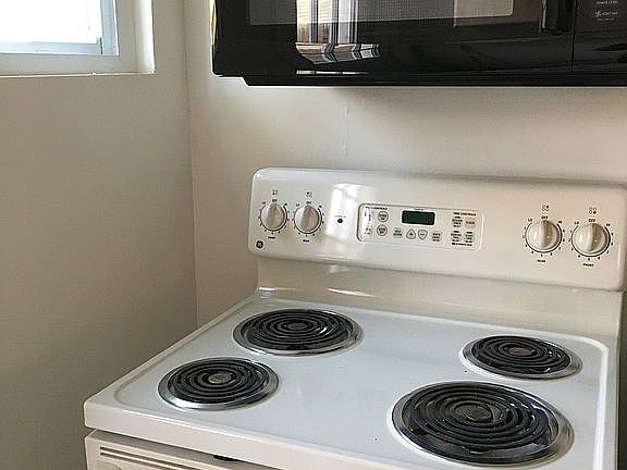 5th image of 3915 Keller Hanna Dr