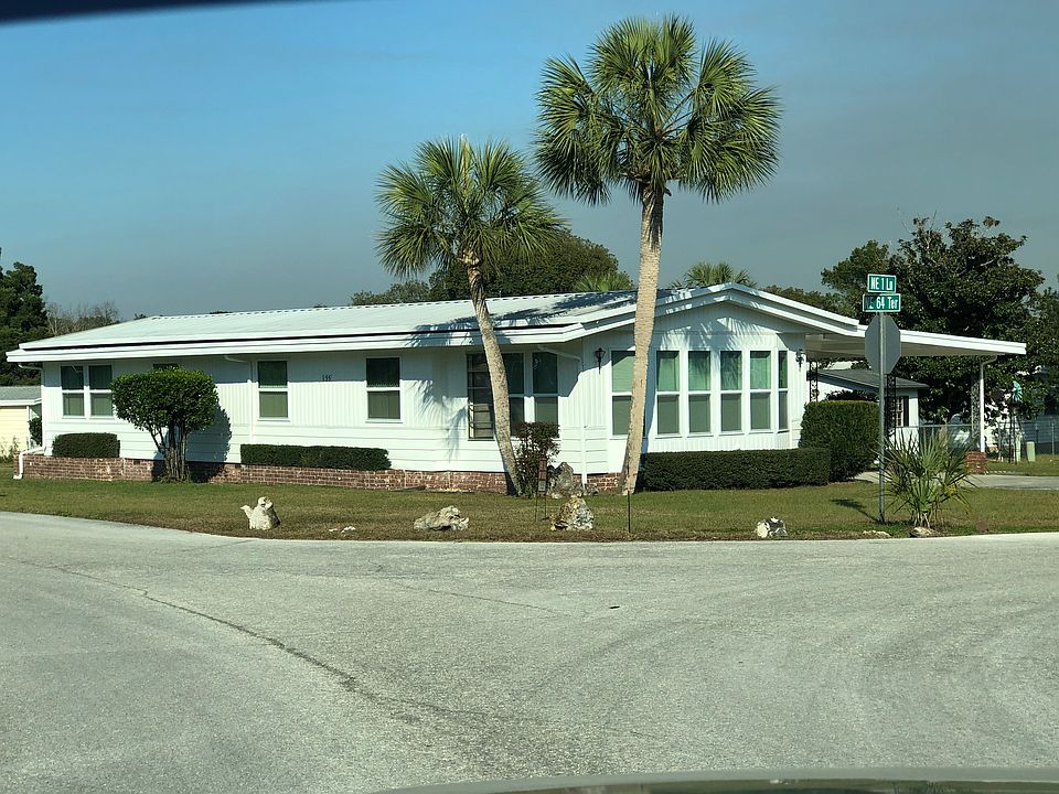 Corner lot
