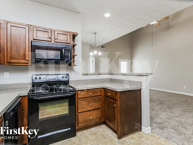 1126 McConaughy Ct — Photo 6