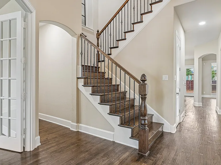 Wood stairs - no carpet here!