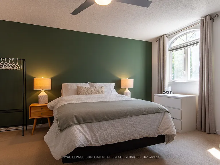 7 Trent Ave — Photo 21