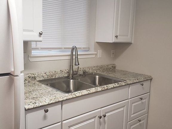 5th image of 10430 NE State Highway 104 APT 15