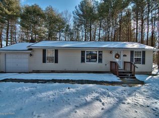 107 Ruth Dr, Cresco, PA 18326