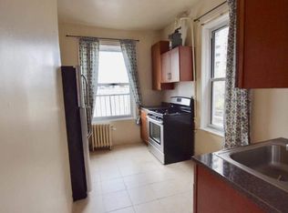 831 Nostrand Ave APT 7, Brooklyn, NY 11225