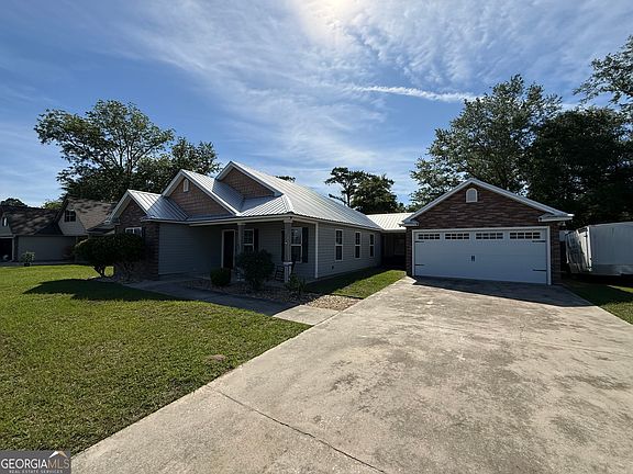 4th image of 4878 Stonewall Cir