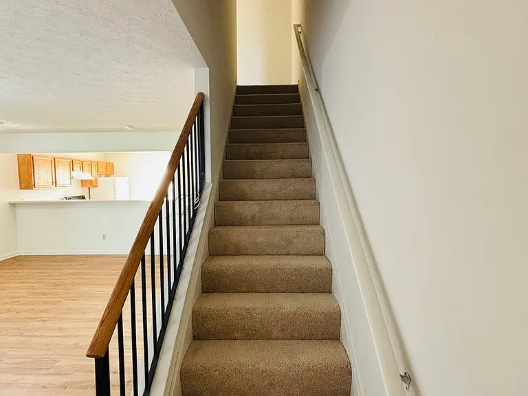 510 Craig St — Photo 12