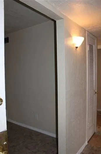 8841 Lawson St — Photo 9