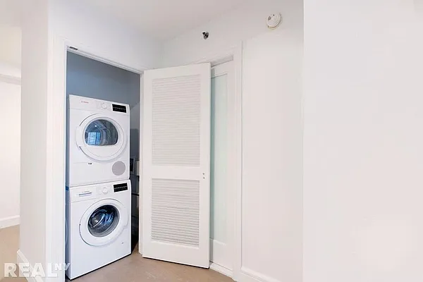 Rented by REAL New York | media 16